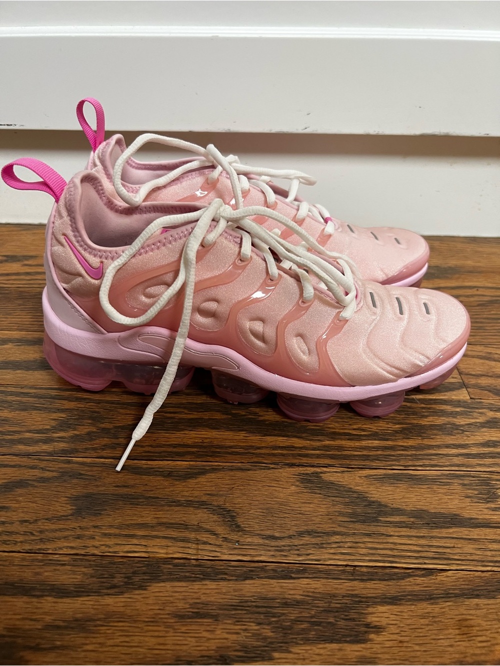 Pristine Nike Pink Gradient VaporMax-Style Sneakers
